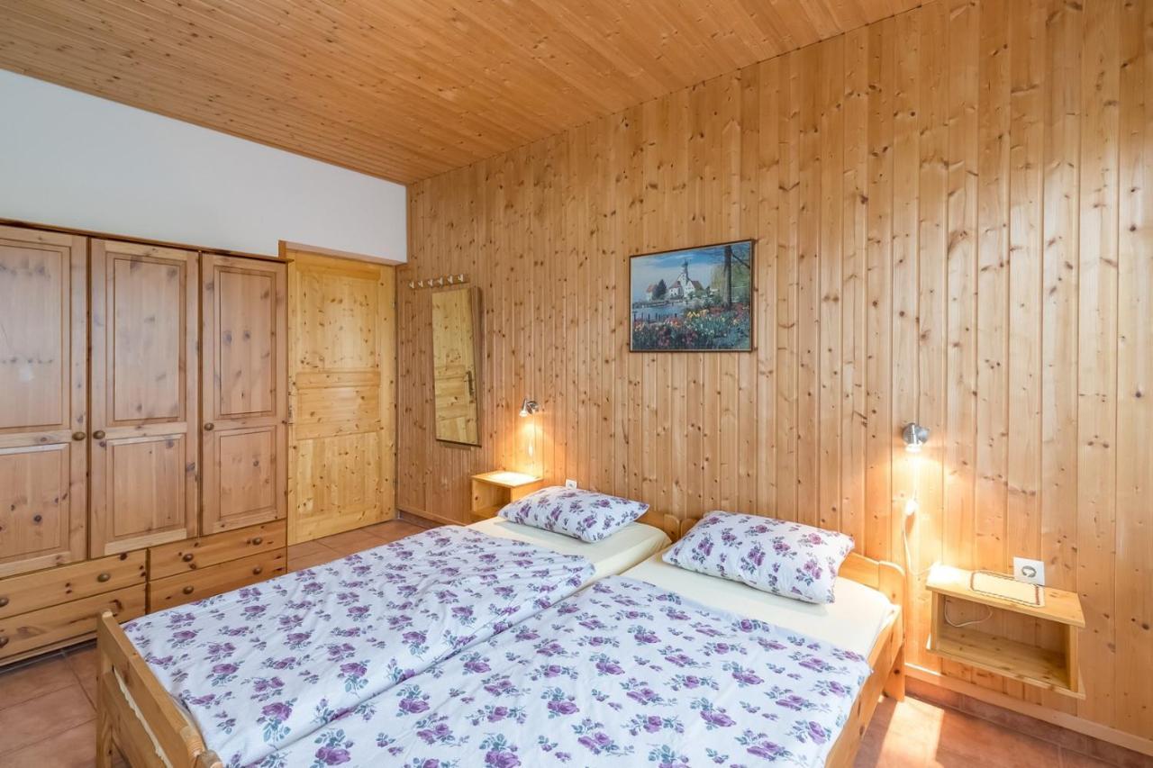 Ines & Hans Tar-Vabriga ภายนอก รูปภาพ